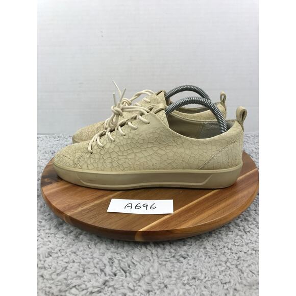 Ecco Soft 8 Beige Crackled Leather Casual Daily Lifestyle Sneaker Womens 9 - Picture 1 of 12